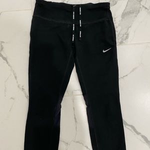 Gently worn Nike drifit capri leggings